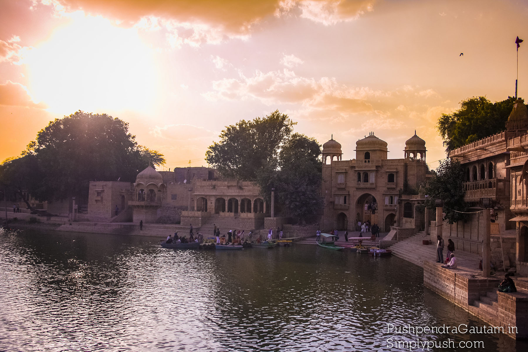 Jaisalmer-rajasthan-desert-lake-pics-india-the-great-indian-desert-pics-best-travel-photographer-pushpendragautam-pics-india